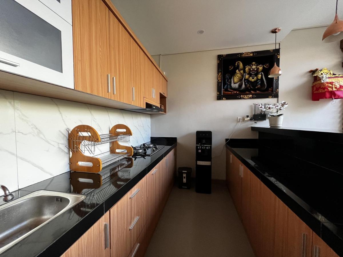 Cecillia Guesthouse Canggu Экстерьер фото